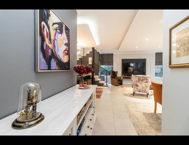 3 BEDROOM CLUSTER FOR SALE IN WATERKLOOF HEIGHTS